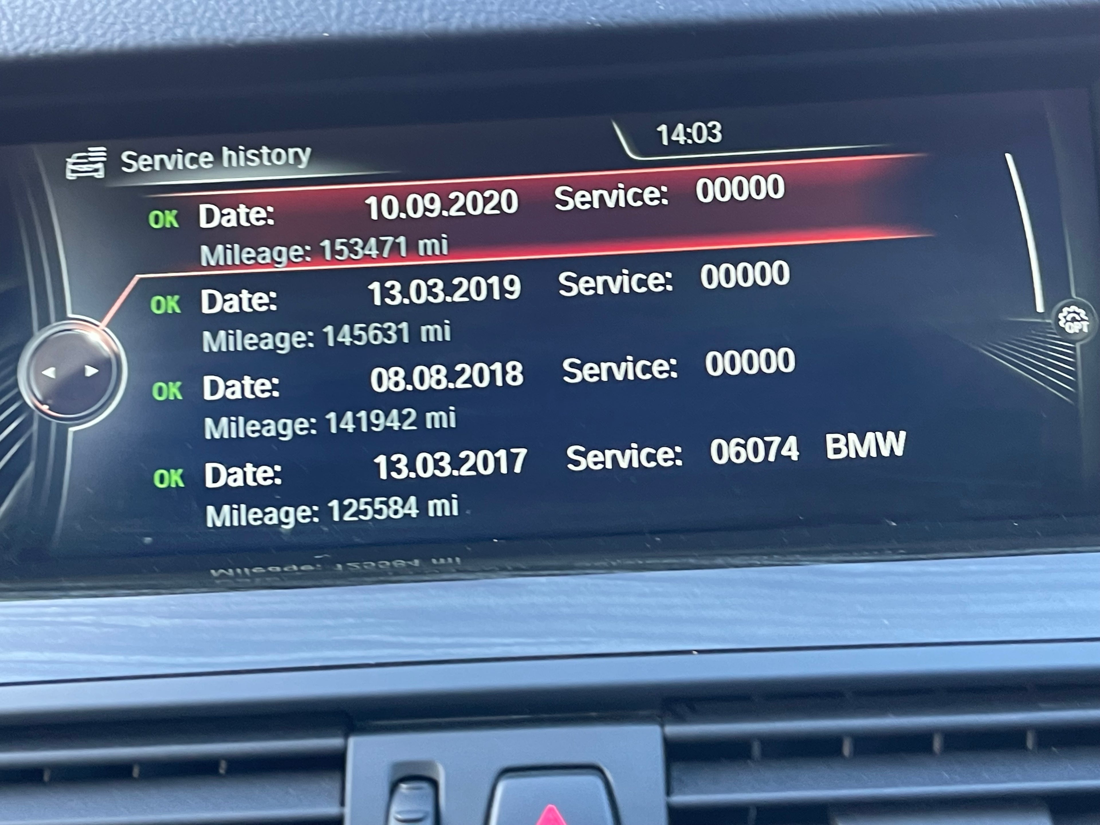 BMW
520d luxury auto
